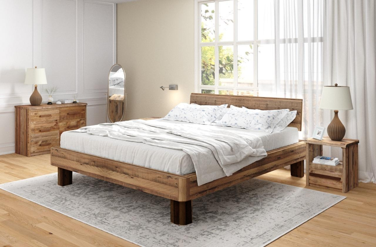 Masivní postel z recyklovaného dřeva borovice 180x200 Sacramento  Dvoulůžkové manželské postele SERR001