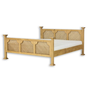 Drewniane łóżko Corona I