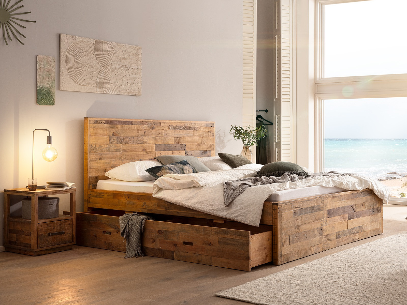 Dřevěná postel s úložným prostorem Sharon 180x200 masiv borovice  Postele MHA2201W