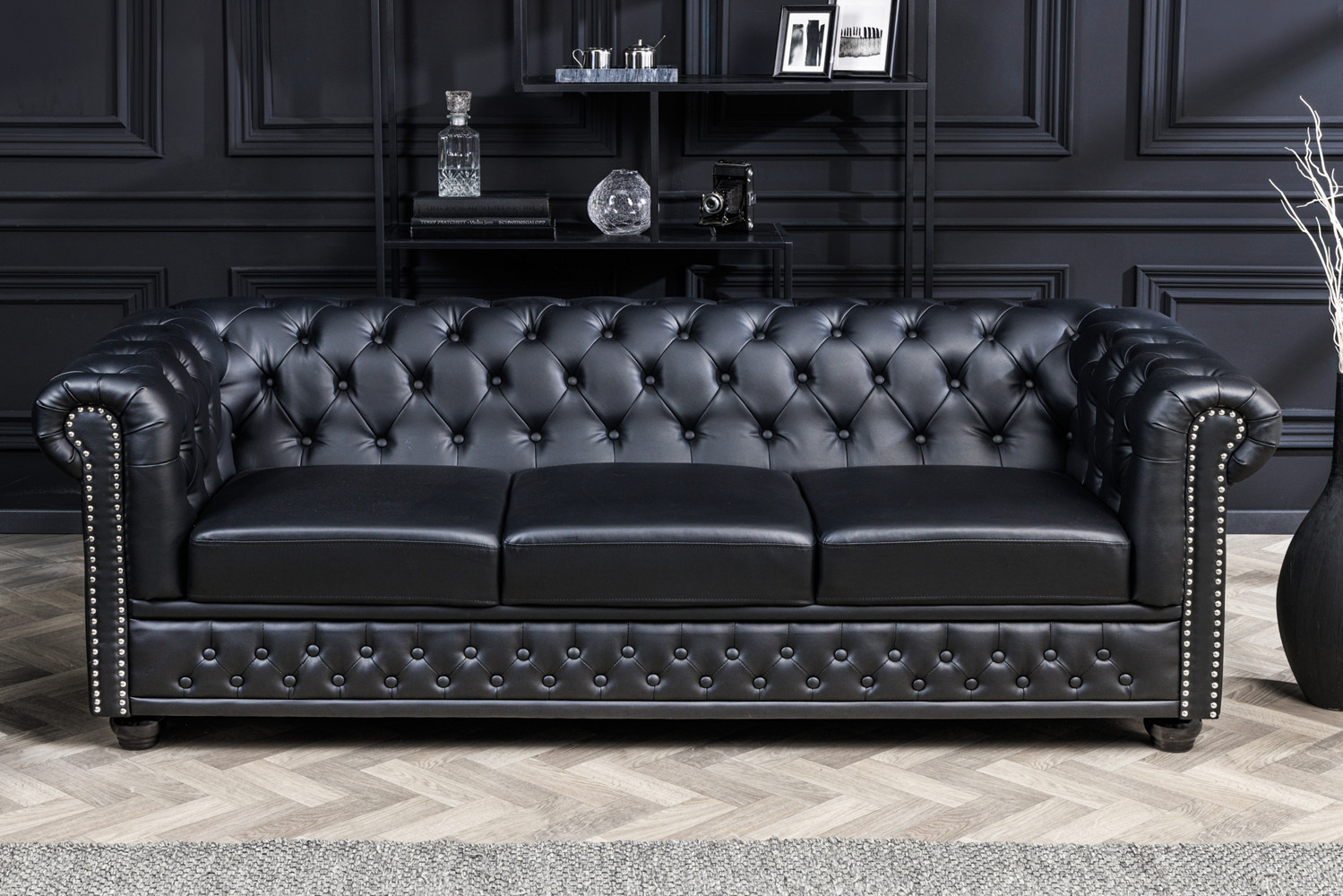 Pohovka CHESTERFIELD 3M 205 CM černá umělá kůže Chesterfield Úložné prostory pod postel 41447