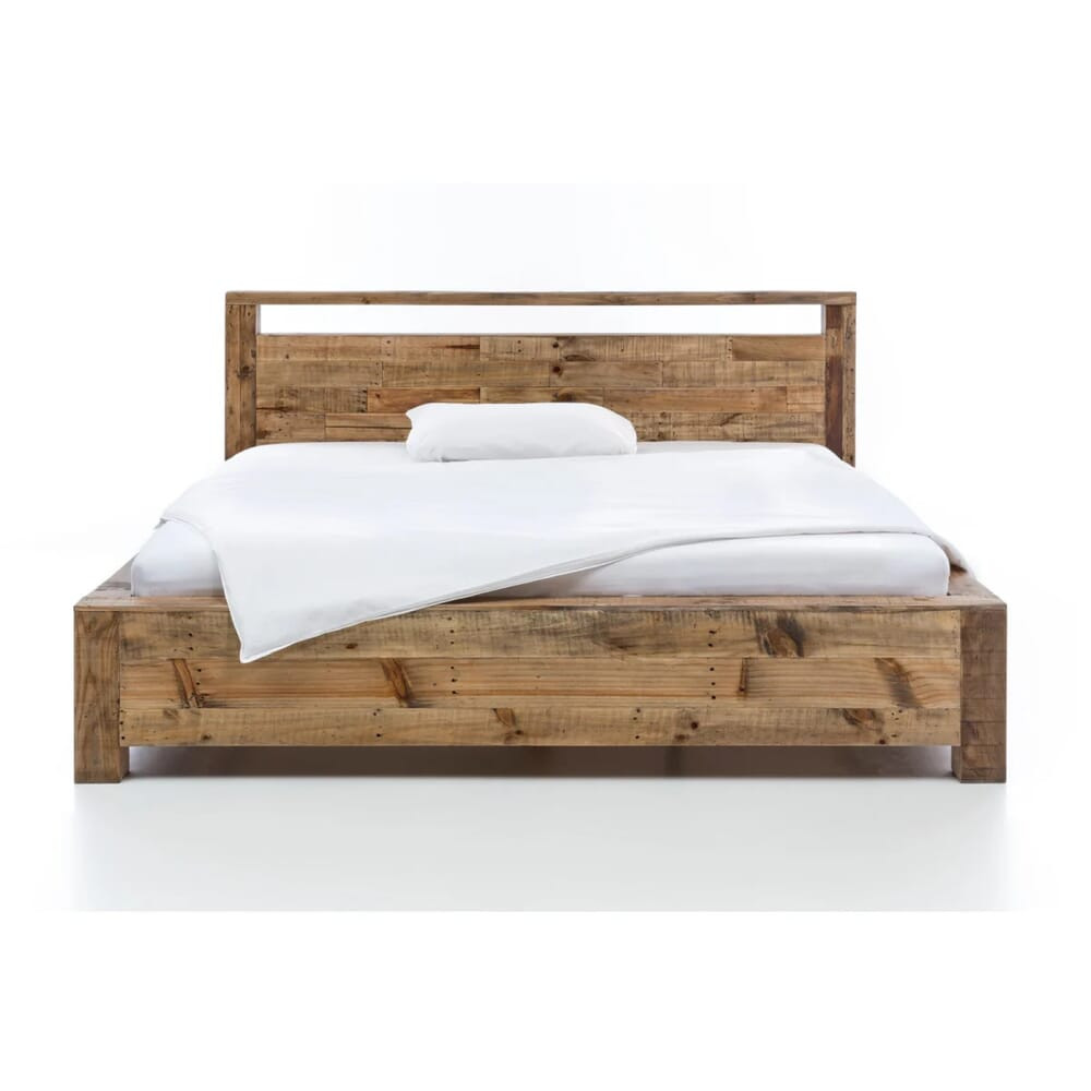 Dřevěná postel z borovice Havelock VÝPRODEJ  Nábytek MHA282W