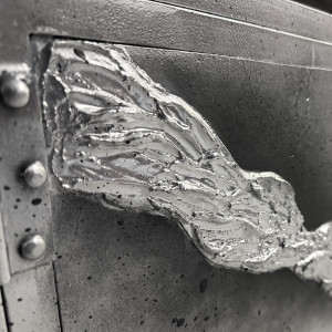 Exkluzivní tv stolek Angels Art z masivu a kovu VÝPRODEJ Angels Art Komody ANG004