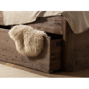 Dřevěná postel Companion 180x200 - akát  Postele MH2577W