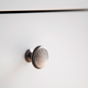 Skříň OLIVIA - bílá  Místnosti MH352417W